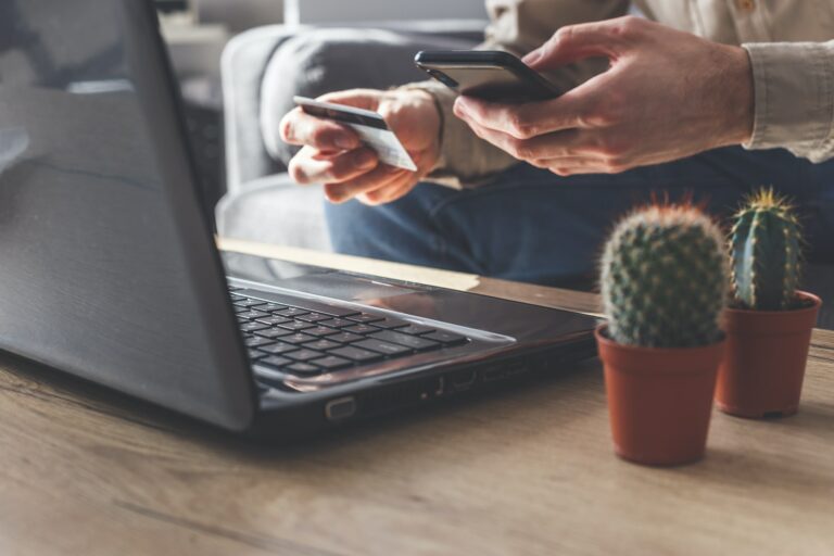 Online payment im E-Commerce Webshop umgesetzt von SimplyPayments